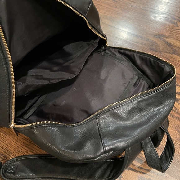 The Honest Company City Backpack - Picture 4 of 5